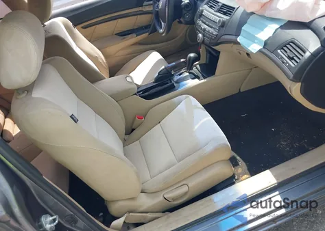 2010 Honda Accord 2.4 Lx-S z USA, uszkodzony, nr VIN 1HGCS1B30AA015406